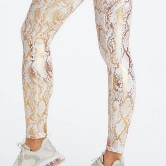 New Fabletics High-Waisted Foil Leggings Copper Foil Snake 7/8  (26" Inseam) - Picture 6 of 8